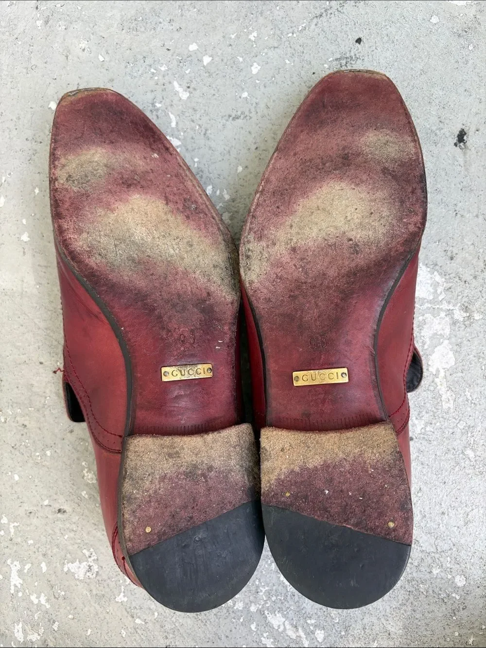 Vintage Gucci wing tip loafers